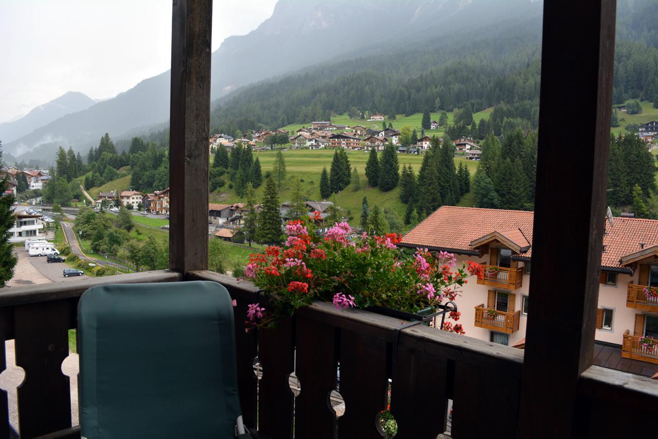 Hotel Val Di Fassa Soraga Bagian luar foto